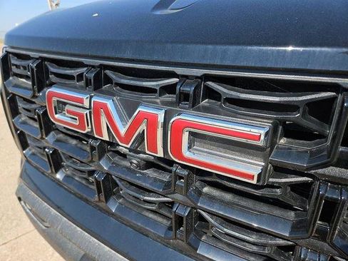 New 2026 GMC Canyon Elevation w/ Convenience Package RWD image 29