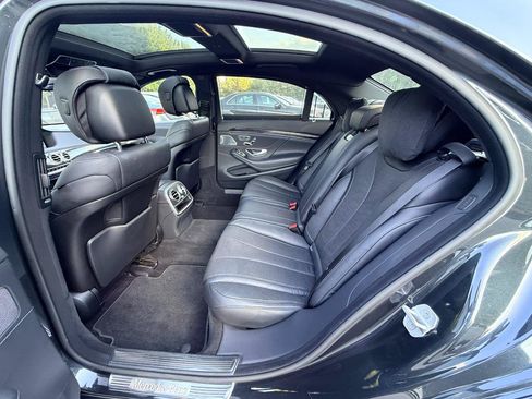 Used 2016 Mercedes-Benz S 550 4MATIC Sedan image 11