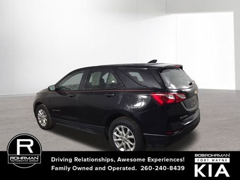 Used 2021 Chevrolet Equinox LS w/ LS Convenience Package image 10