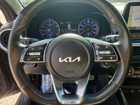 Used 2023 Kia Forte GT-Line w/ GT-Line Premium Package FWD image 18