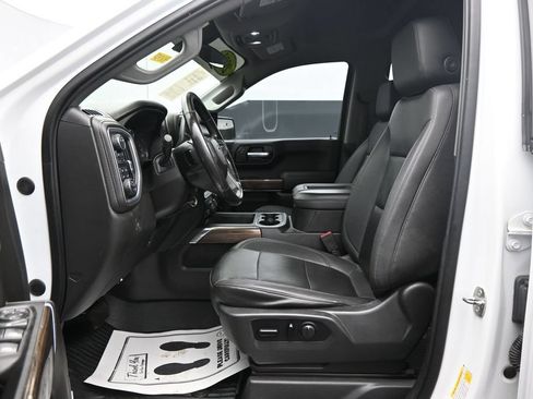 Used 2021 Chevrolet Silverado 1500 LT Trail Boss w/ Convenience Package II AWD/4WD image 9