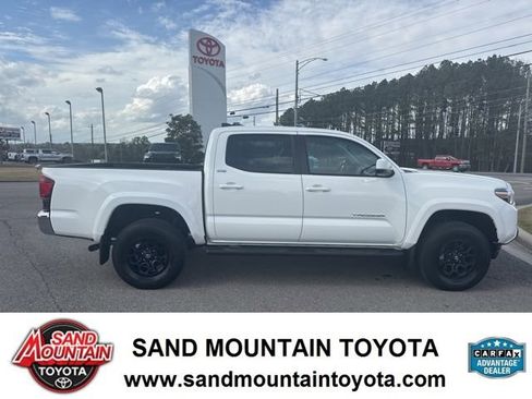 Used 2021 Toyota Tacoma SR5 image 2