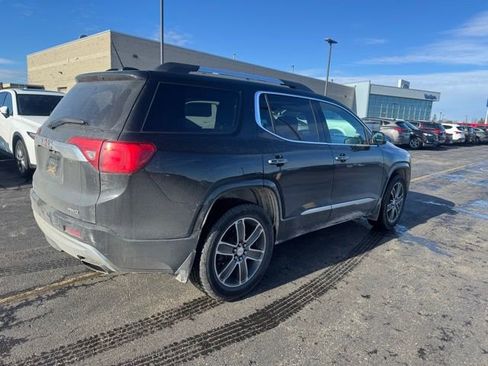 Used 2018 GMC Acadia Denali w/ Technology Package image 3