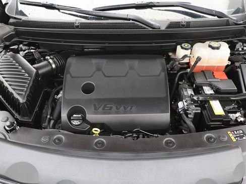 Used 2022 Buick Enclave Essence w/ Experience Buick Package image 29