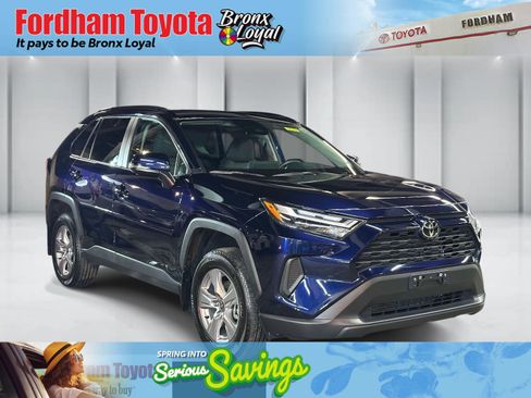 Used 2025 Toyota RAV4 XLE w/ Convenience Package image 1