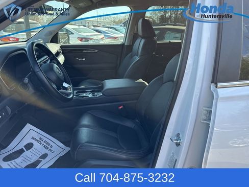 Used 2024 Honda Pilot EX-L image 18