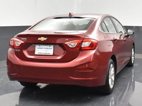 Used 2019 Chevrolet Cruze LT FWD image 18