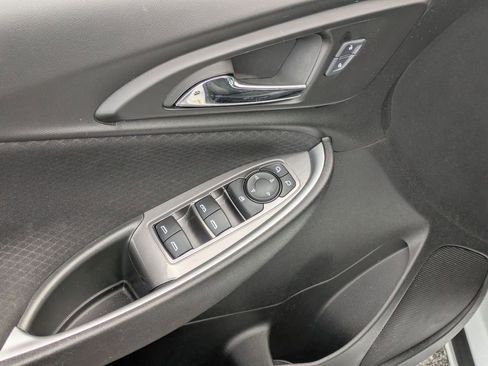 Used 2024 Chevrolet Malibu LT image 10