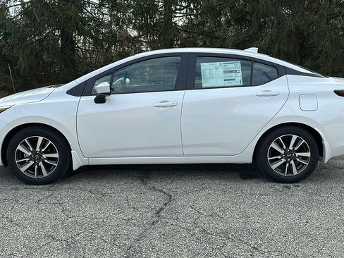 New 2025 Nissan Versa SV w/ Electronics Package image 17