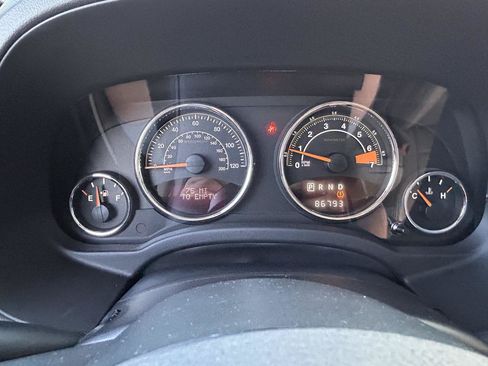 Used 2015 Jeep Patriot Limited w/ Sun/Sound Group AWD/4WD image 21