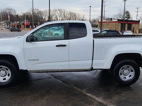 Used 2020 Chevrolet Colorado W/T w/ WT Convenience Package image 9