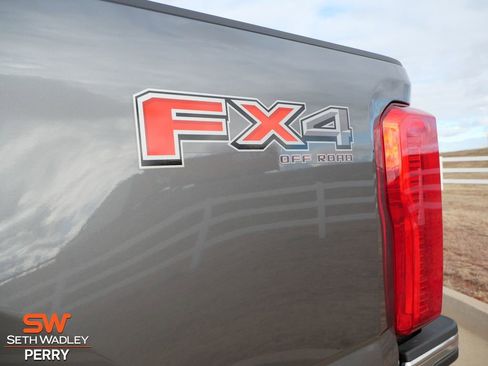 Used 2025 Ford F250 XL w/ FX4 Off-Road Package image 10