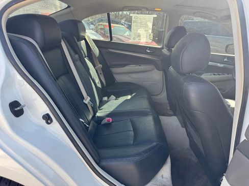 Used 2011 INFINITI G25 Journey w/ Moonroof Pkg image 11