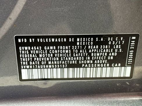 Used 2017 Volkswagen Golf Alltrack SE image 24