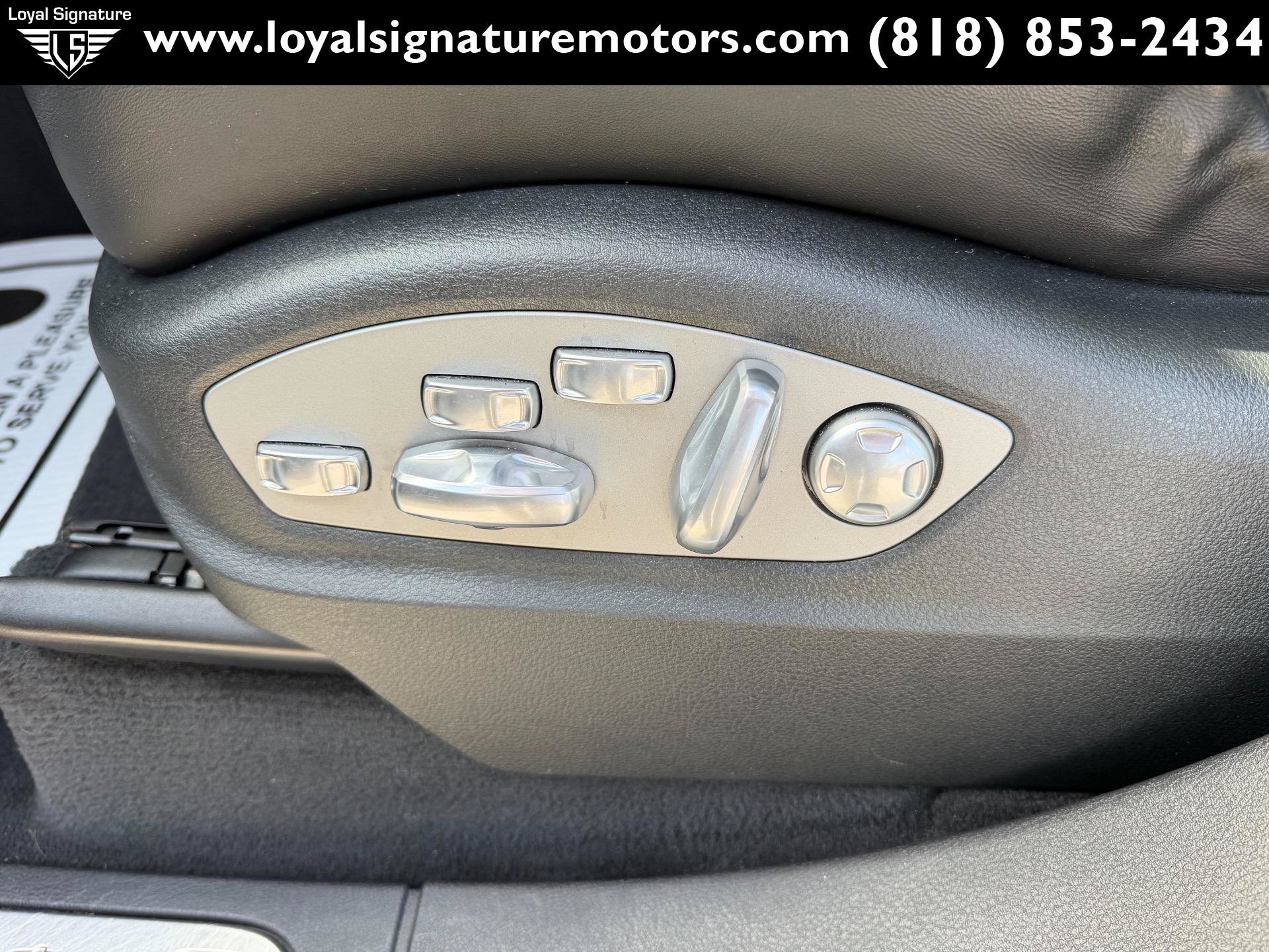 Used 2014 Porsche Cayenne Platinum Edition AWD/4WD image 24