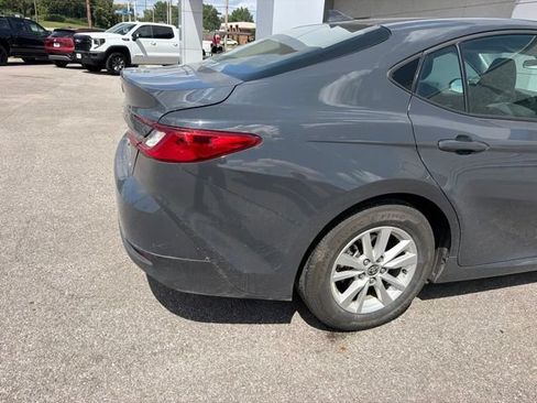 Used 2025 Toyota Camry LE FWD image 16
