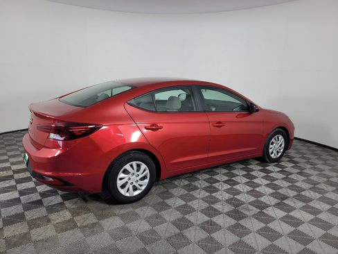 Used 2019 Hyundai Elantra SE FWD image 10
