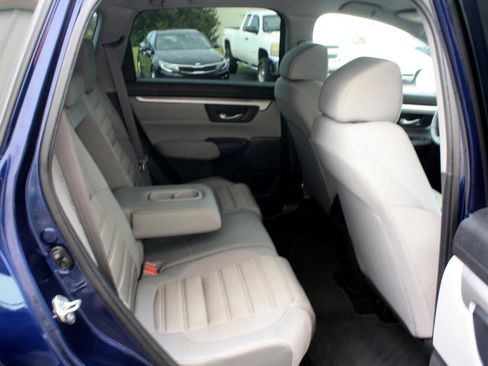 Used 2017 Honda CR-V LX image 40