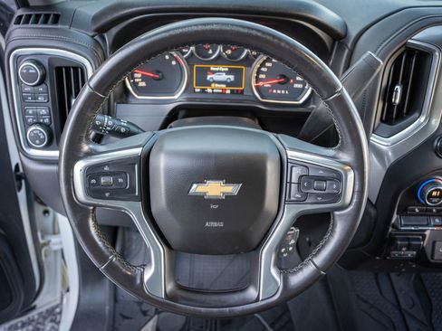 Used 2020 Chevrolet Silverado 1500 LT image 18