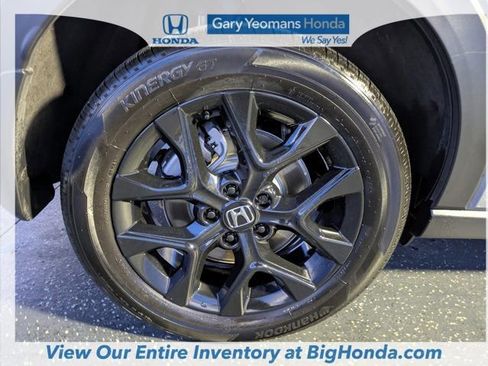 Certified 2025 Honda HR-V Sport image 12