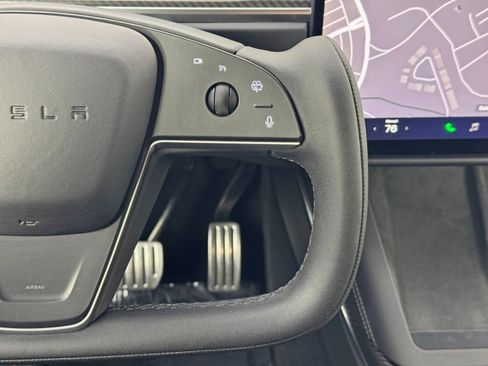 Used 2022 Tesla Model X Plaid image 20