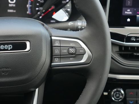 New 2026 Jeep Compass Limited AWD/4WD image 17