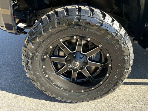 Used 2020 Toyota Tundra Platinum image 45