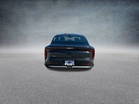 Used 2025 Kia K4 LX image 30