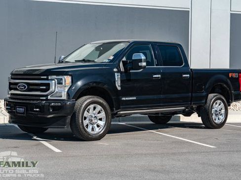Used 2021 Ford F250 Platinum w/ FX4 Off-Road Package image 2