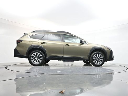 Used 2024 Subaru Outback Limited image 36
