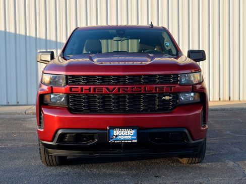 Used 2022 Chevrolet Silverado 1500 Custom w/ LPO, Dark Essentials Package image 3