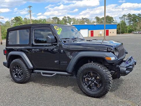 Used 2024 Jeep Wrangler Sport AWD/4WD image 2