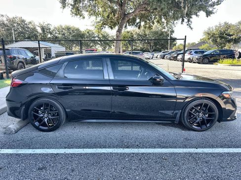 Used 2023 Honda Civic Sport image 10