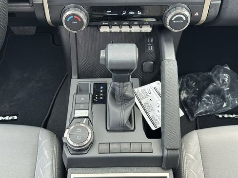 New 2026 Toyota Tacoma SR5 AWD/4WD image 31