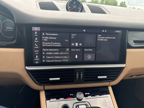 Used 2019 Porsche Cayenne AWD/4WD image 12