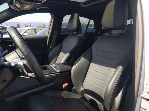 Used 2024 Mercedes-Benz GLC 300 4MATIC image 15