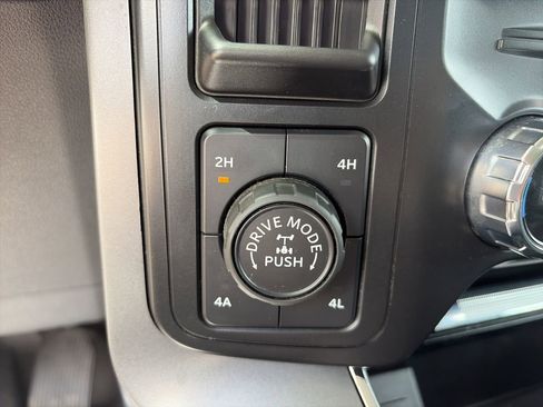 Used 2021 Ford F150 Lariat w/ Equipment Group 502A High AWD/4WD image 26