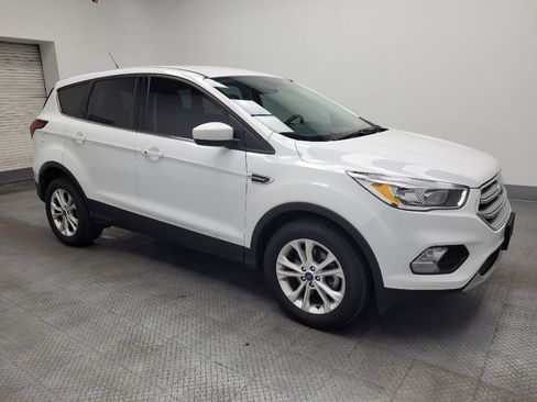 Used 2019 Ford Escape SE FWD image 11