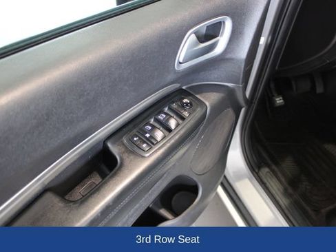 Used 2019 Dodge Durango SXT w/ 3rd Row Seating Group AWD/4WD image 29