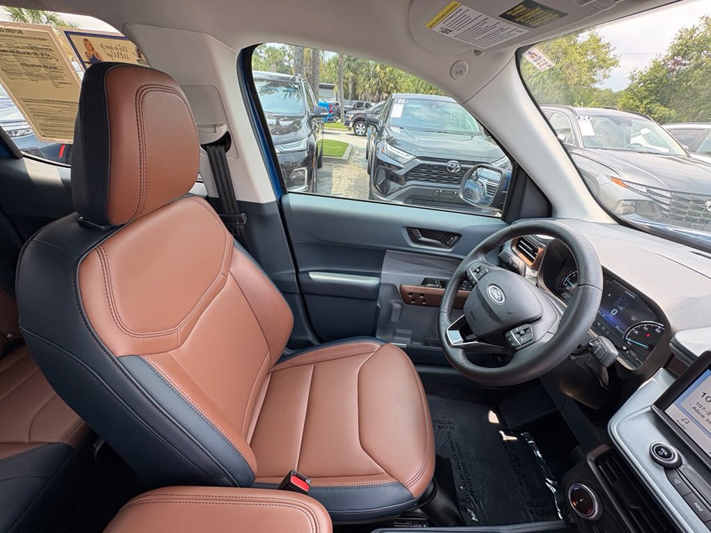 Used 2023 Ford Maverick Lariat w/ Equipment Group 500A Standard AWD/4WD image 39