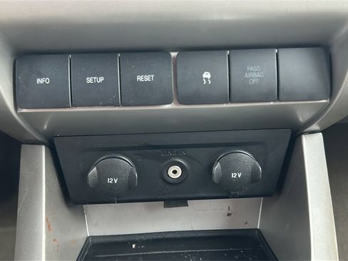 Used 2010 Ford Focus SE image 29