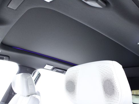 Used 2026 Cadillac Vistiq Sport image 31