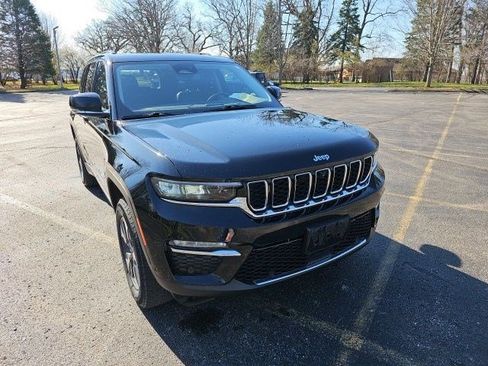 Used 2022 Jeep Grand Cherokee Limited 4xe w/ Luxury Tech Group II image 8