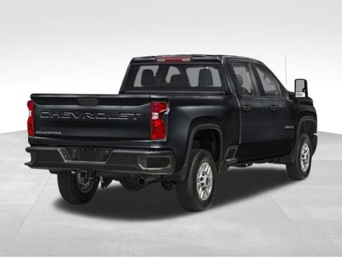 Used 2024 Chevrolet Silverado 2500 ZR2 w/ Technology Package AWD/4WD image 2
