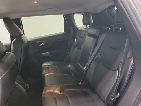 Used 2021 Jeep Cherokee Latitude Lux image 30