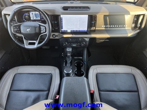 Used 2021 Ford Bronco Wildtrak image 5