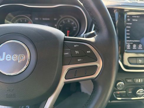 Used 2020 Jeep Cherokee Limited image 22