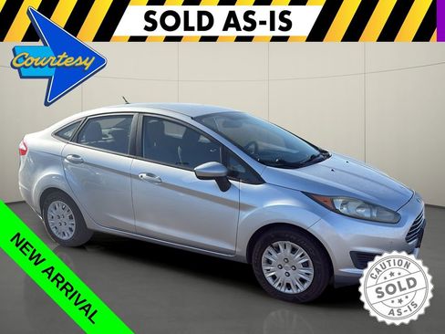 Used 2015 Ford Fiesta S FWD image 1