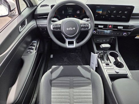 New 2026 Kia K5 LXS FWD image 8