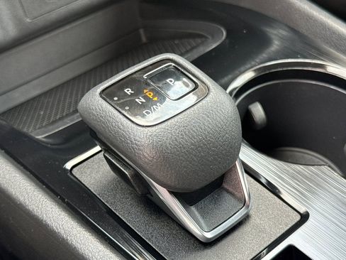 Used 2023 Nissan Rogue S image 21